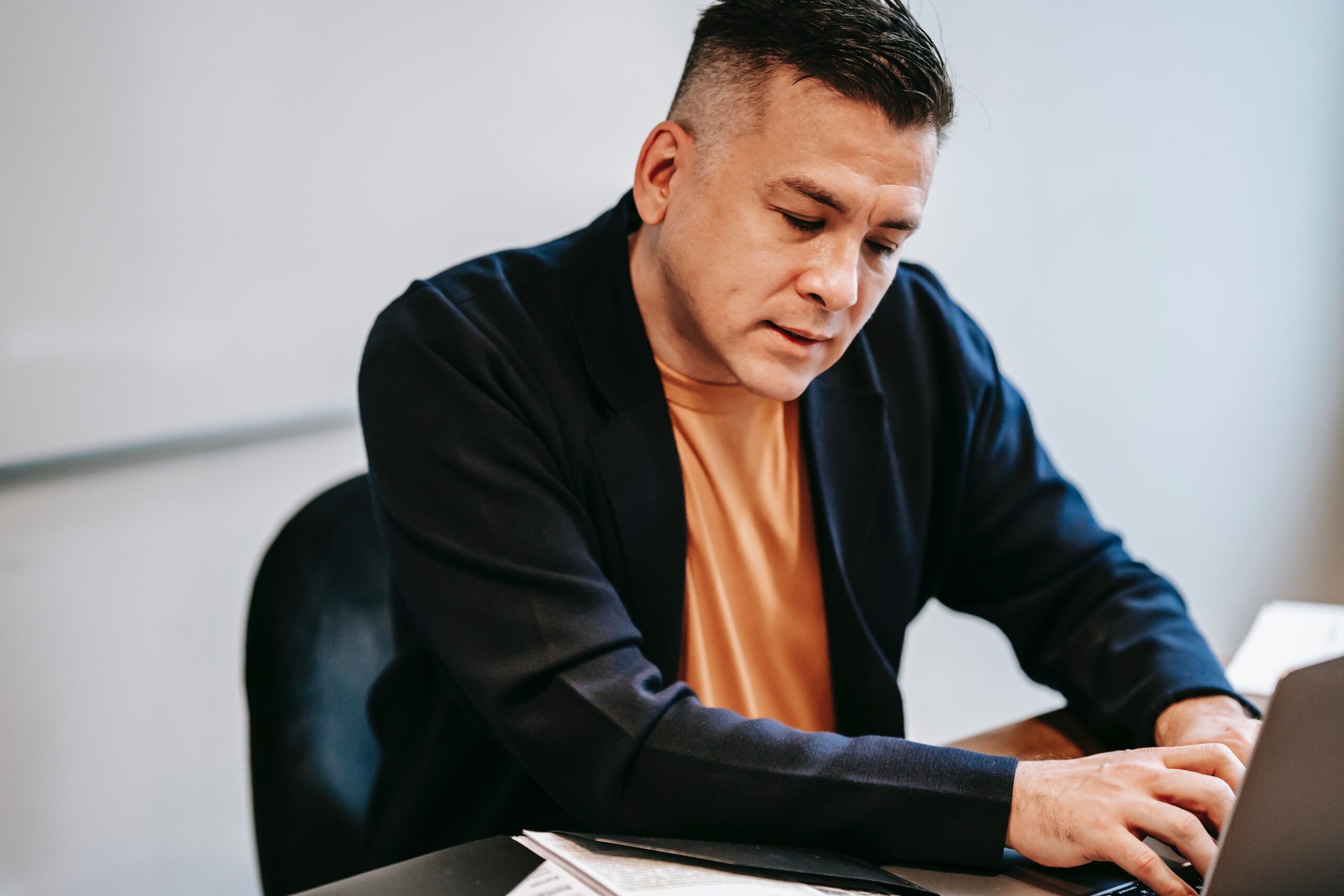 Boost Contracting Efficiency: Unleashing the Power of an Online Contract Repository