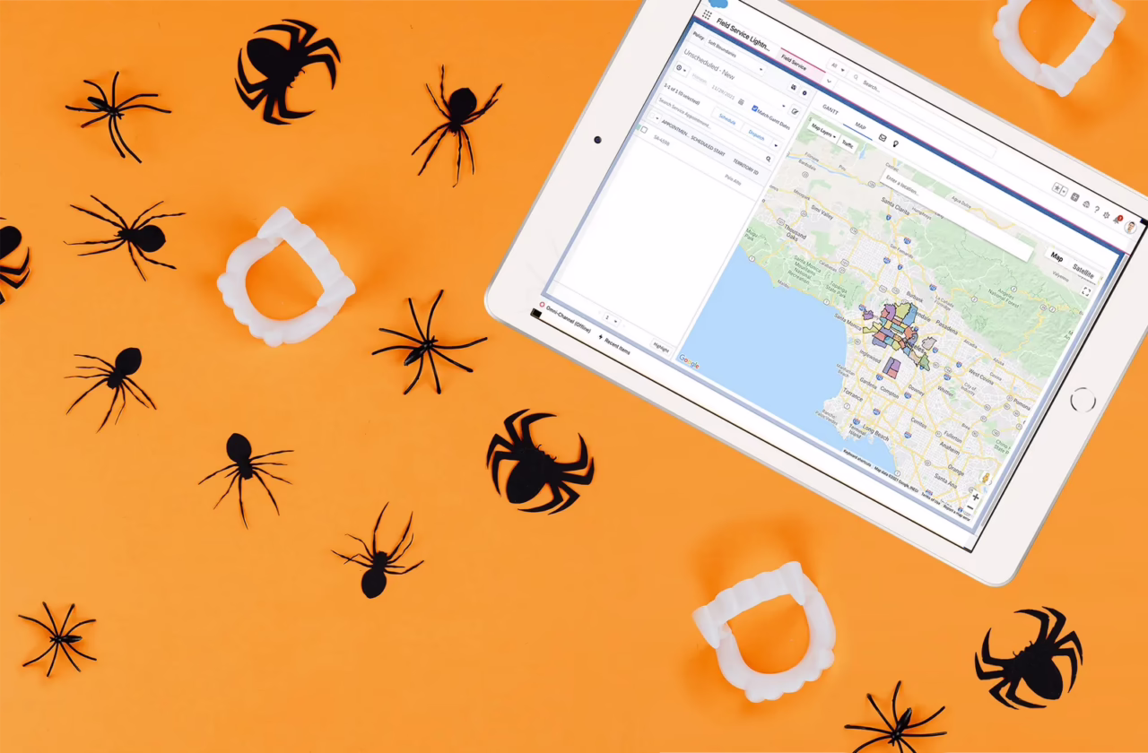 How Pairing Salesforce Field Service Scheduling Tools Gives Your Clients Fang-tastic Service Experiences