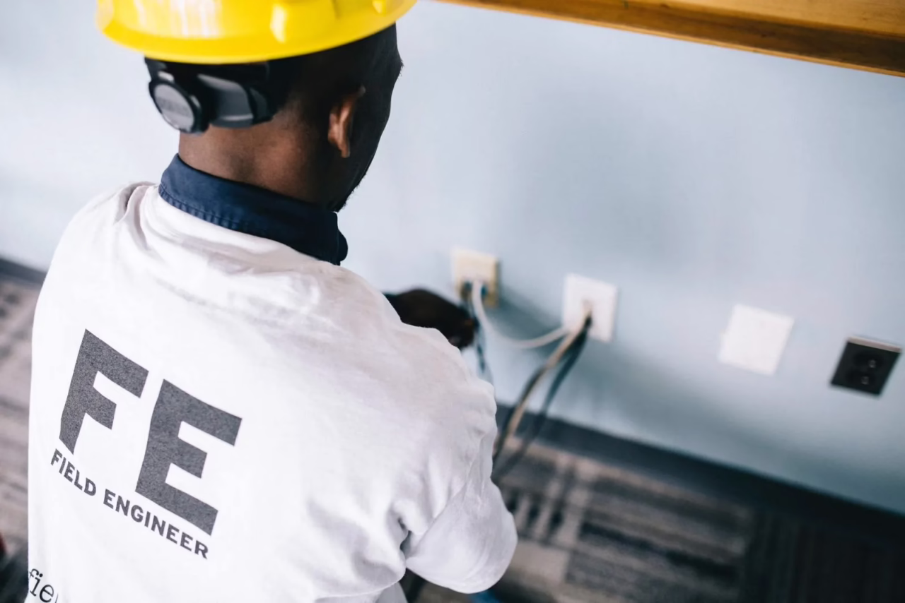 Field Service + Generative AI: Streamlining Interactions and Automating Tasks